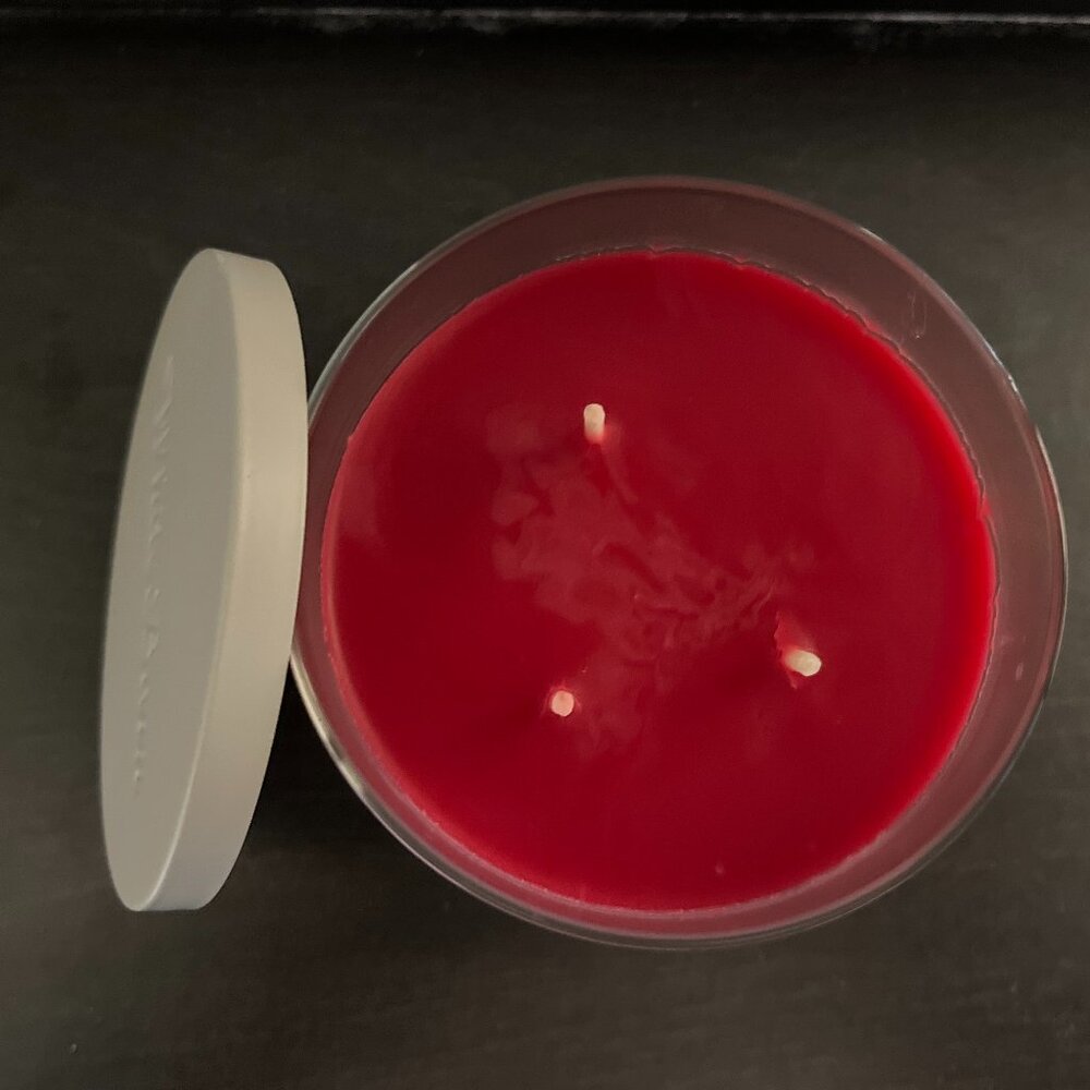 Cranberry Cinnamon bath and body works candle